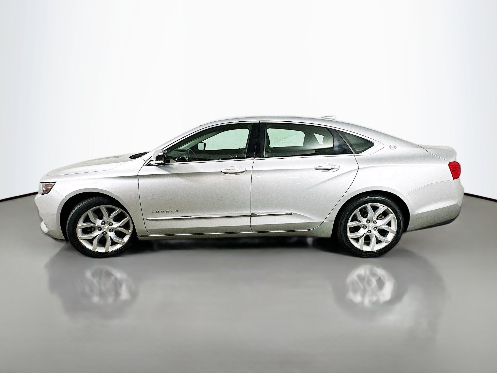 Used 2017 Chevrolet Impala Premier image 4