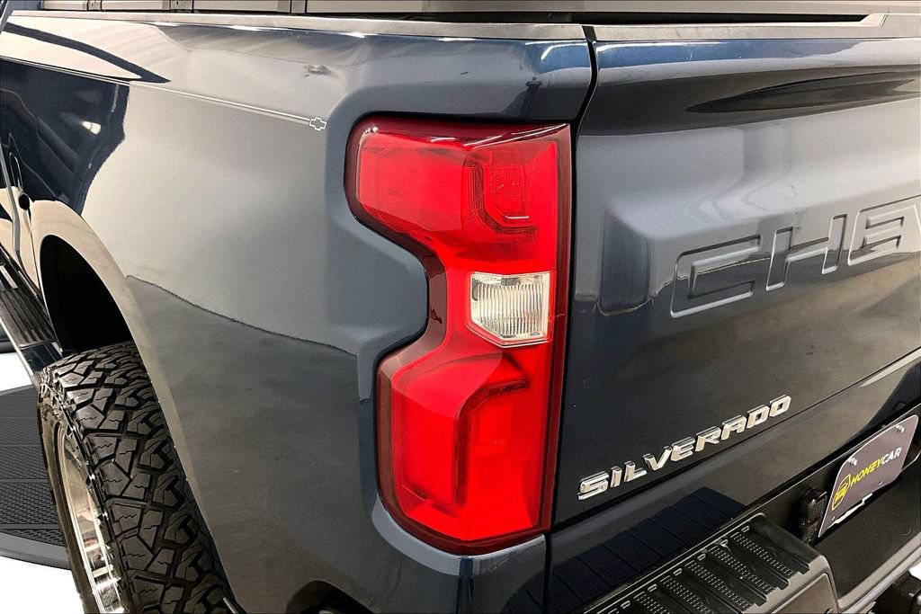 Used 2019 Chevrolet Silverado 1500 High Country AWD/4WD image 24