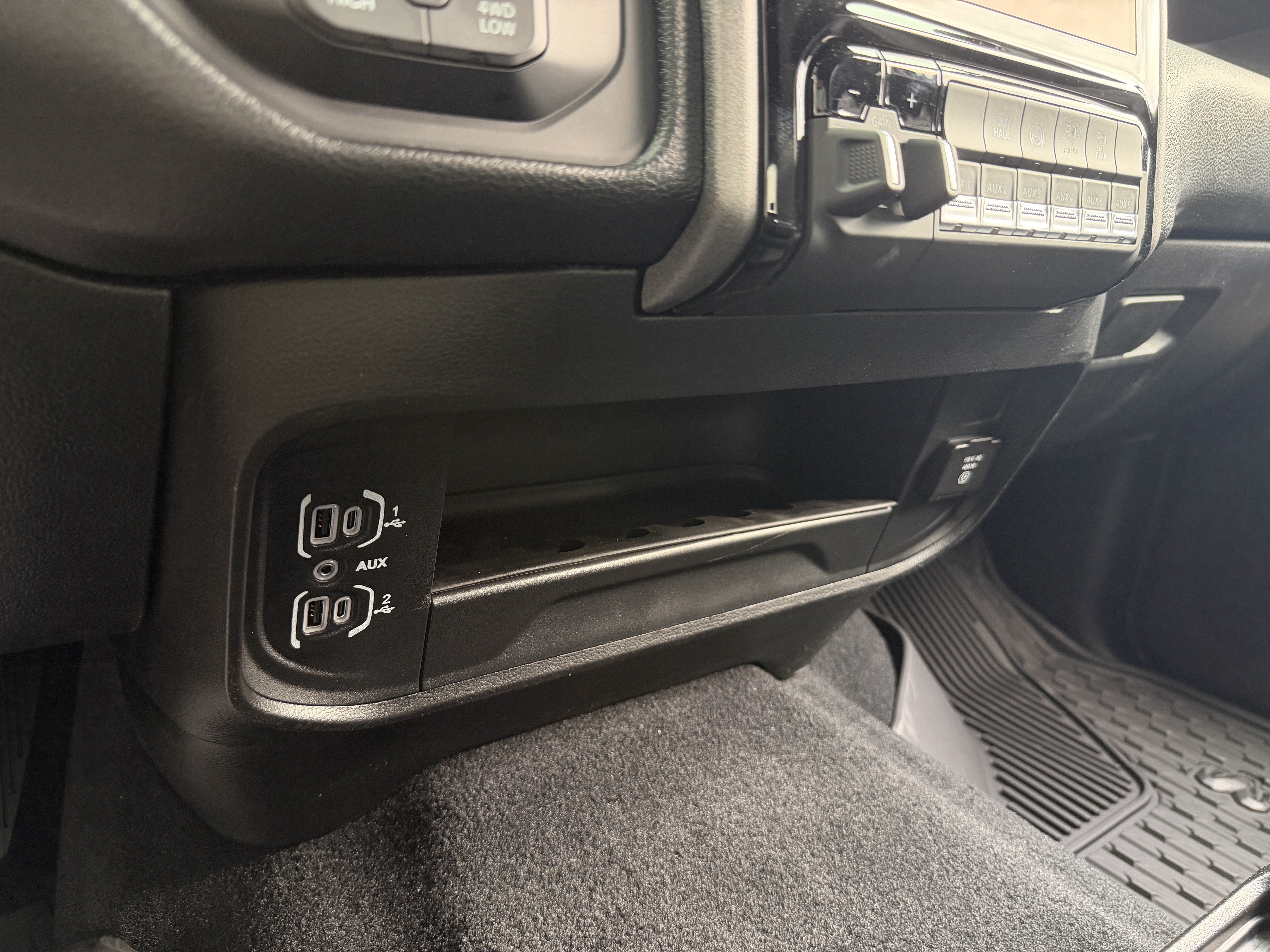New 2026 RAM 2500 Tradesman AWD/4WD image 43
