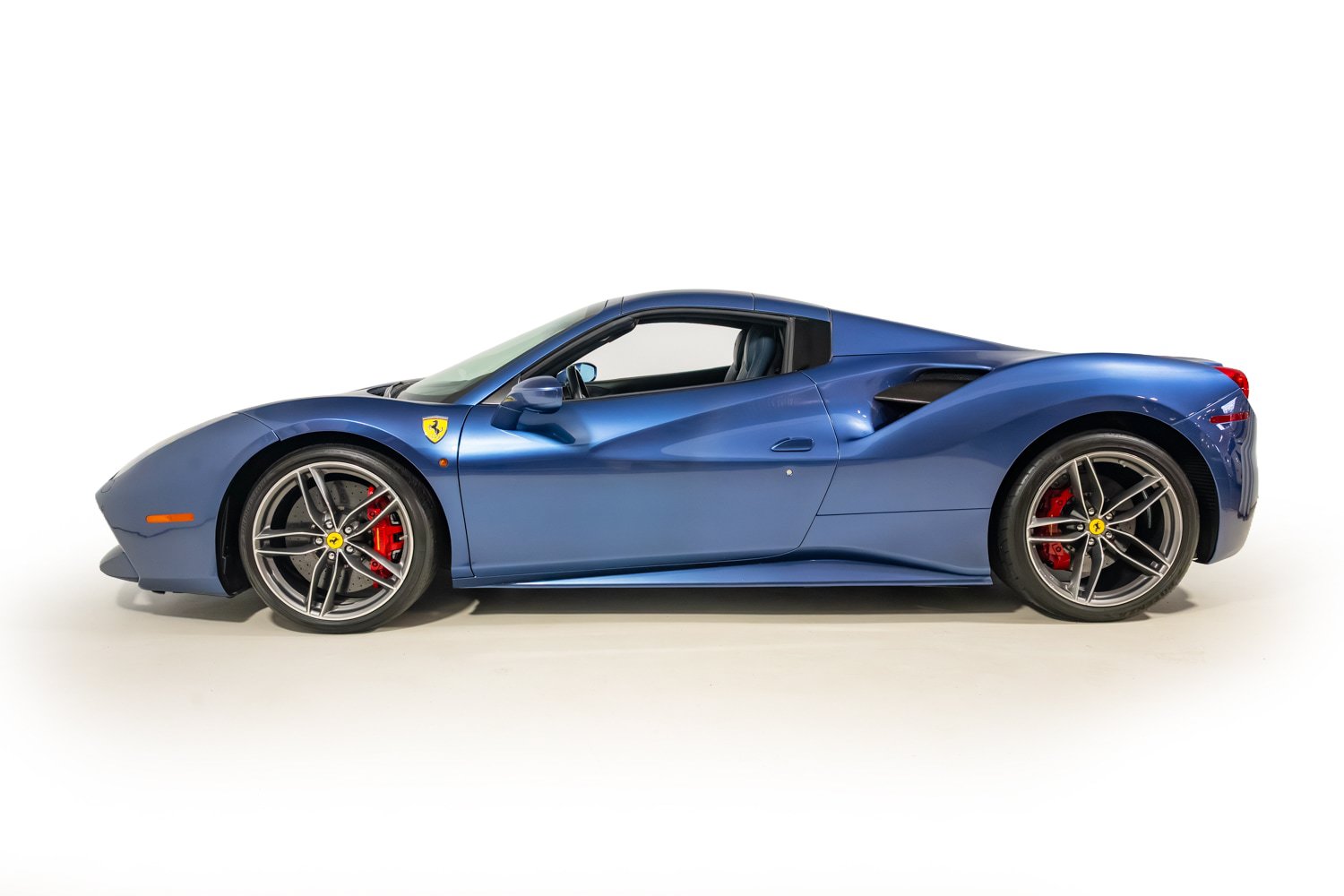 Certified 2019 Ferrari 488 Spider RWD image 3