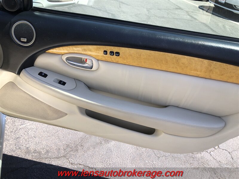 Used 2002 Lexus SC 430 Convertible RWD image 20