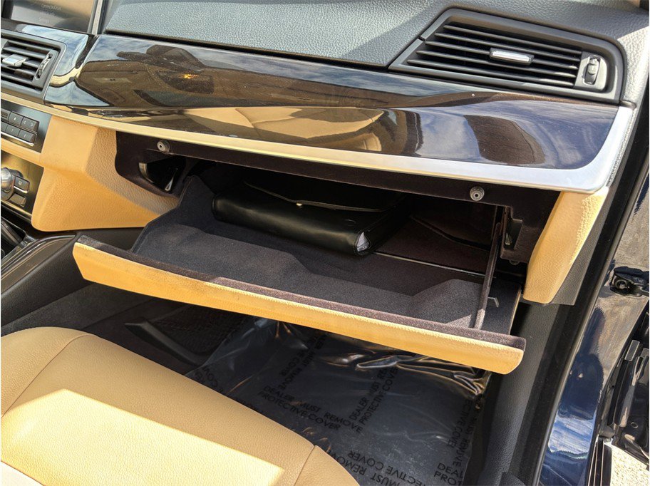 Used 2016 BMW 528i Sedan image 40