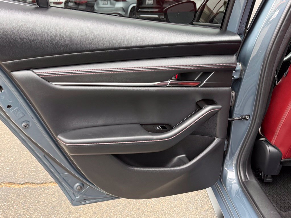 Used 2023 MAZDA MAZDA3 s FWD image 16