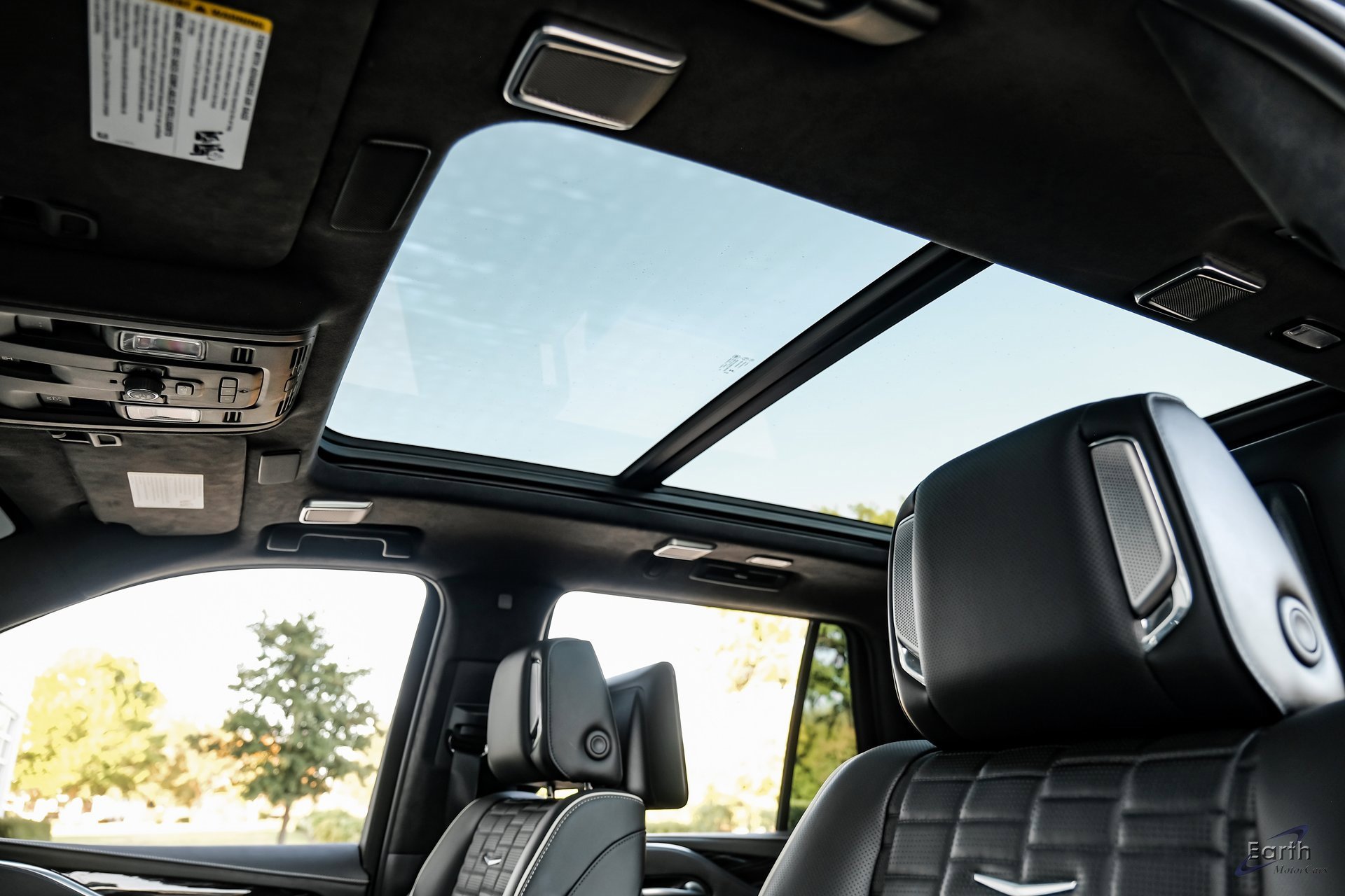 Used 2023 Cadillac Escalade V image 34