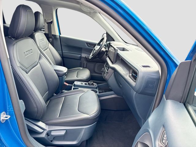 Used 2025 Ford Maverick Lobo AWD/4WD image 32