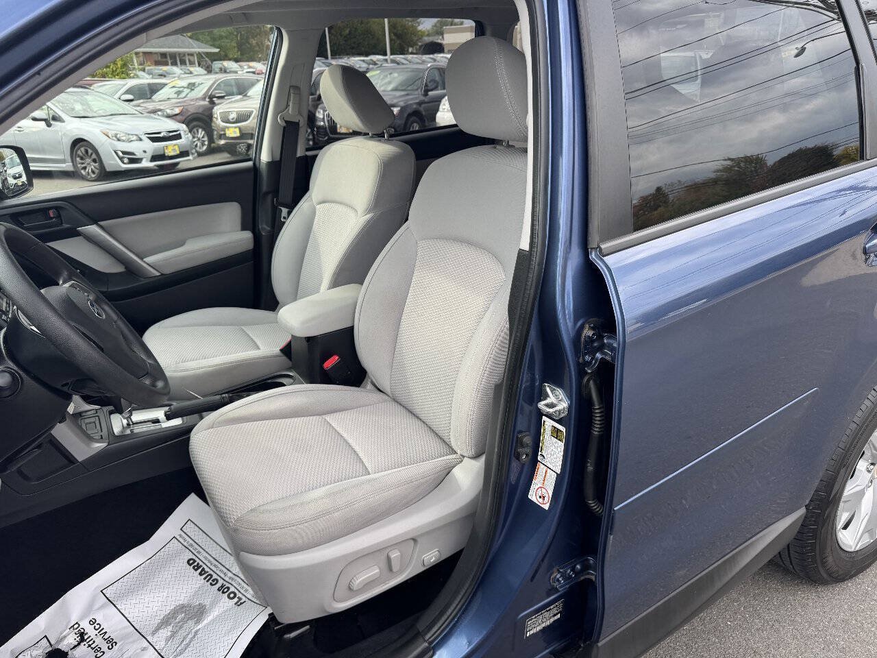 Used 2014 Subaru Forester 2.5i Premium w/ All-Weather Package AWD/4WD image 16
