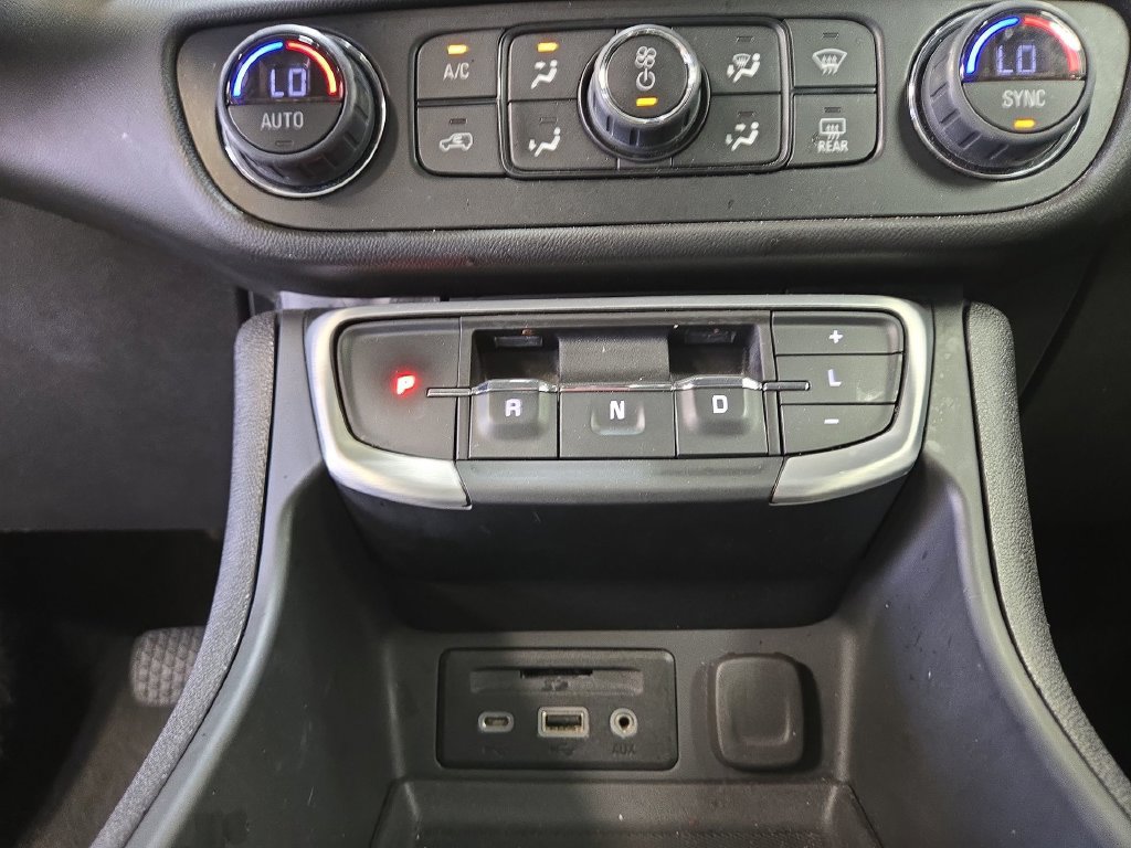 Certified 2024 GMC Terrain SLT AWD/4WD image 21