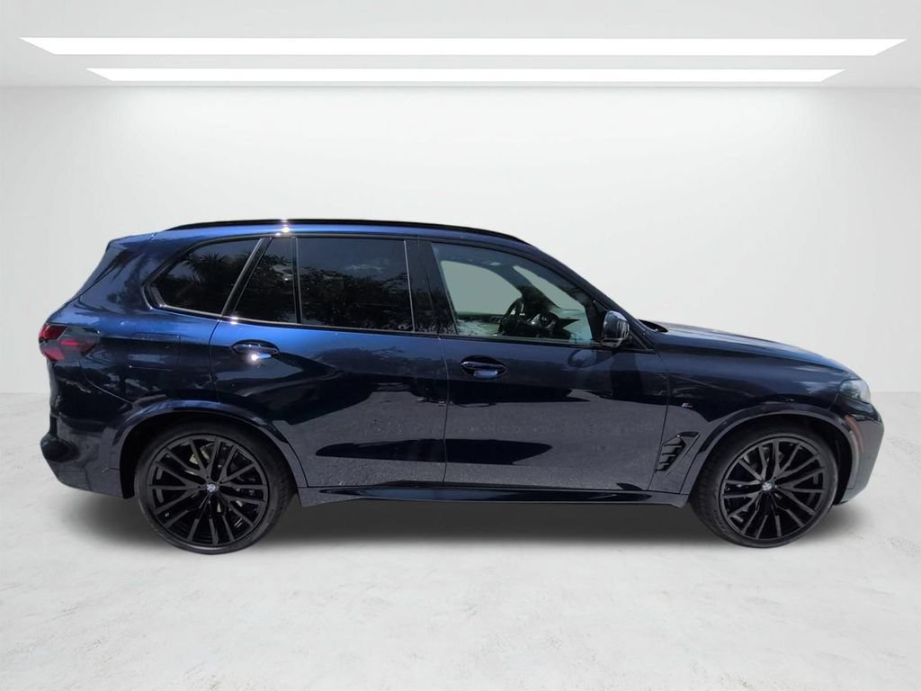 New 2026 BMW X5 M60i AWD/4WD image 3