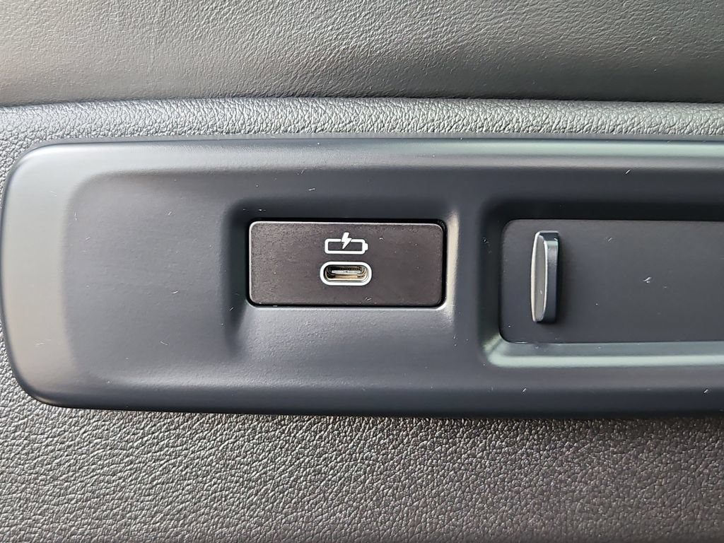 Used 2023 BMW X5 M50i w/ Executive Package AWD/4WD image 25