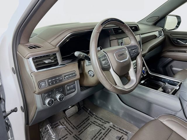 Certified 2024 GMC Yukon Denali image 9