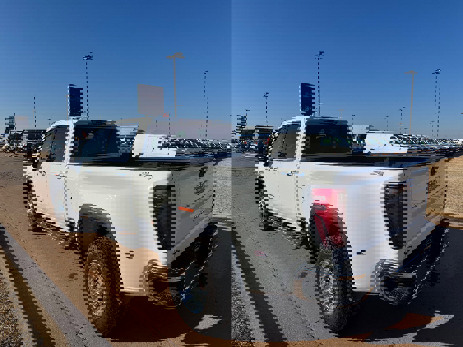 Used 2024 GMC Sierra 3500 SLT w/ SLT Convenience Package image 5