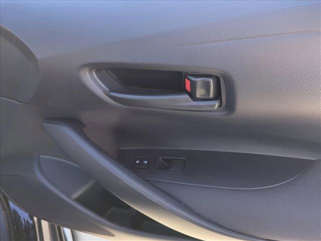 Certified 2023 Toyota Corolla LE image 25