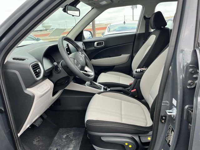 New 2026 Hyundai Venue SEL FWD image 15