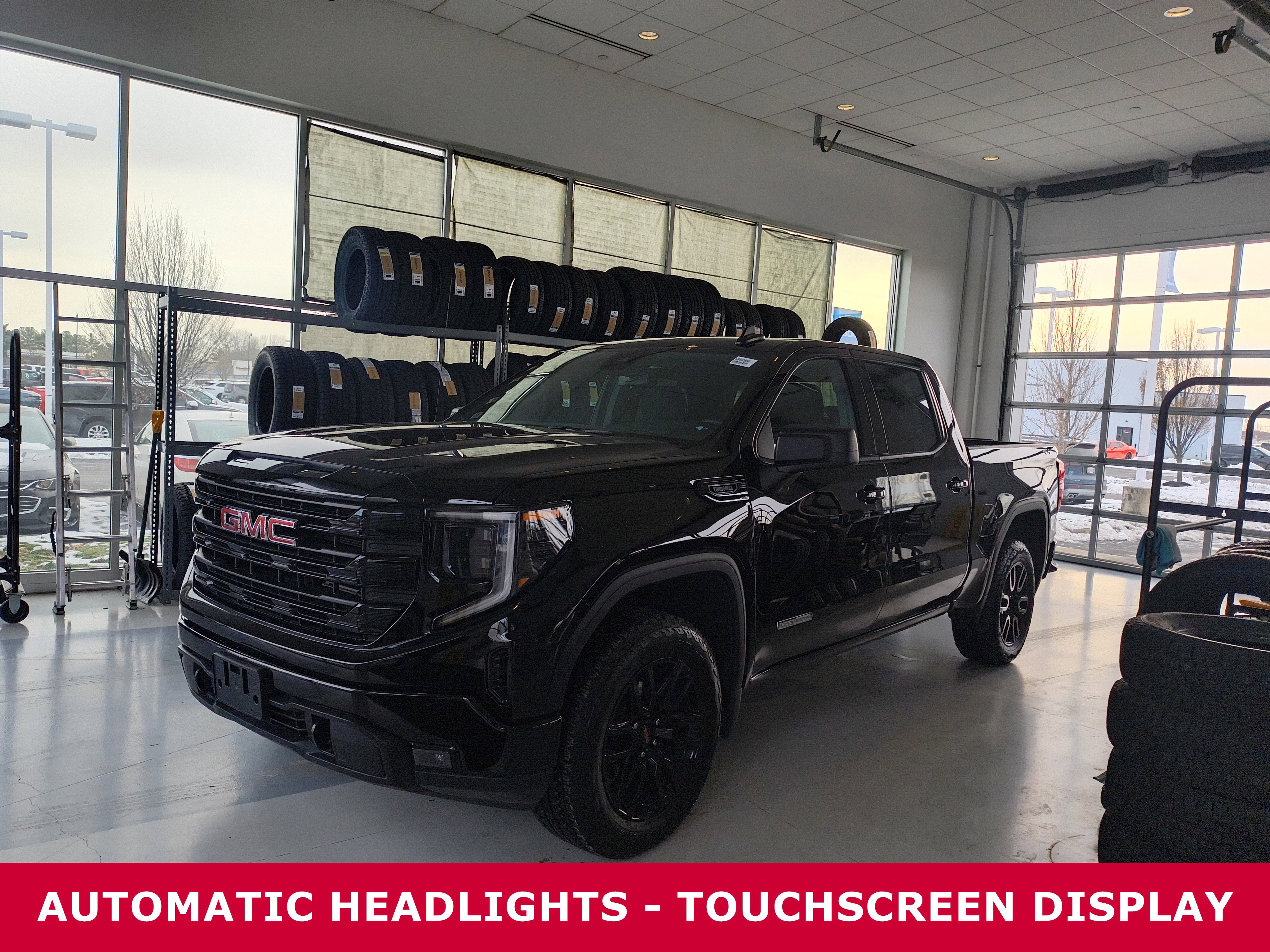 Used 2025 GMC Sierra 1500 Elevation image 2