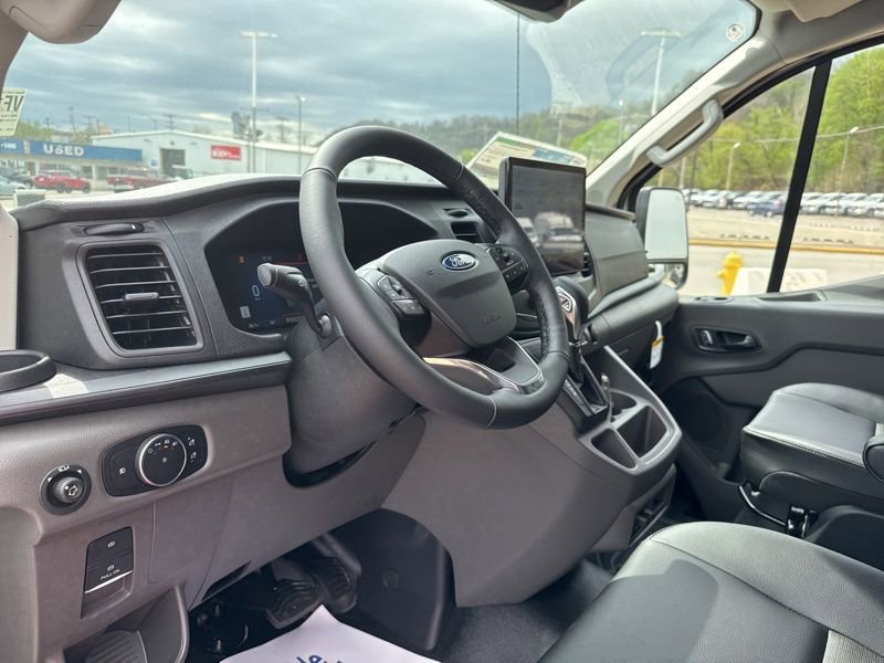 New 2026 Ford Transit 150 Low Roof RWD image 19