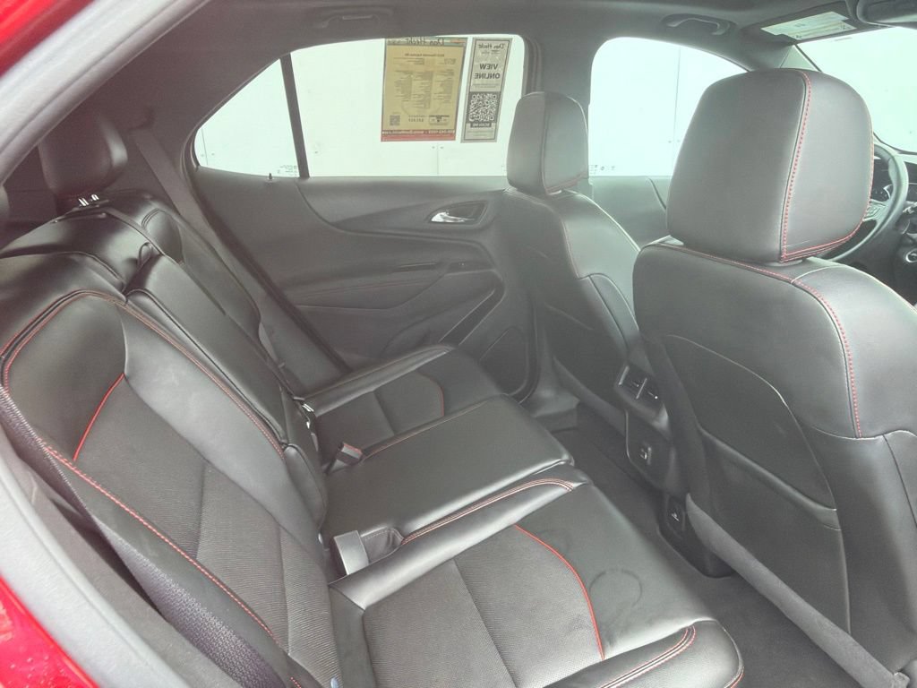 Used 2023 Chevrolet Equinox RS w/ RS Leather Package AWD/4WD image 8