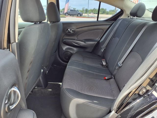 Used 2016 Nissan Versa SV FWD image 7
