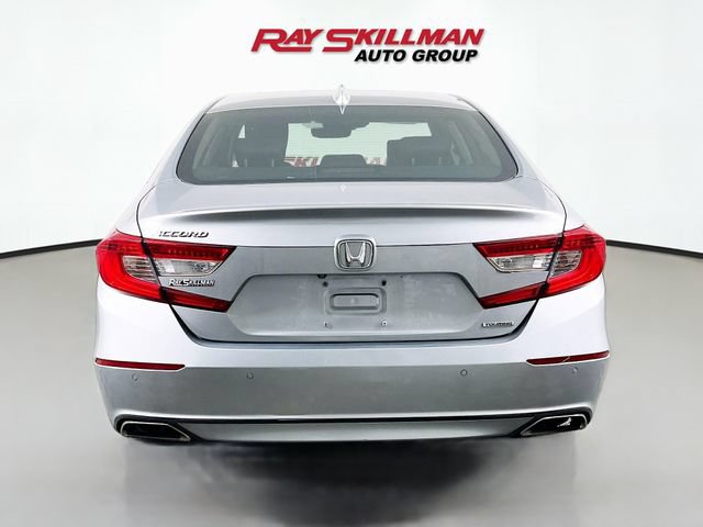 Used 2018 Honda Accord Touring image 6
