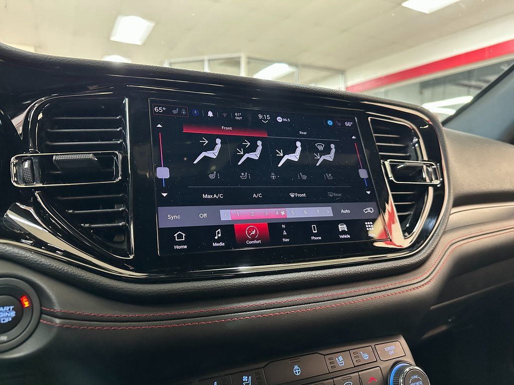 Certified 2024 Dodge Durango GT image 26