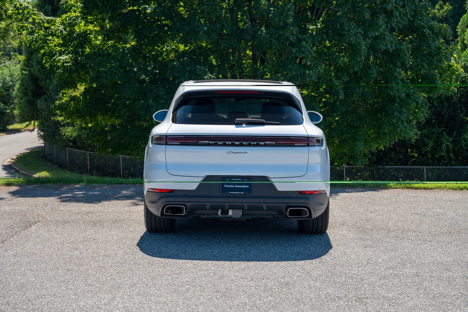 Certified 2026 Porsche Cayenne E-Hybrid AWD/4WD image 6