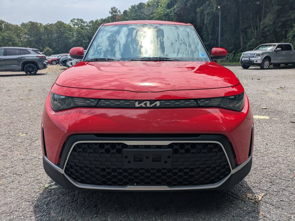 Used 2024 Kia Soul LX w/ LX Technology Package FWD image 9