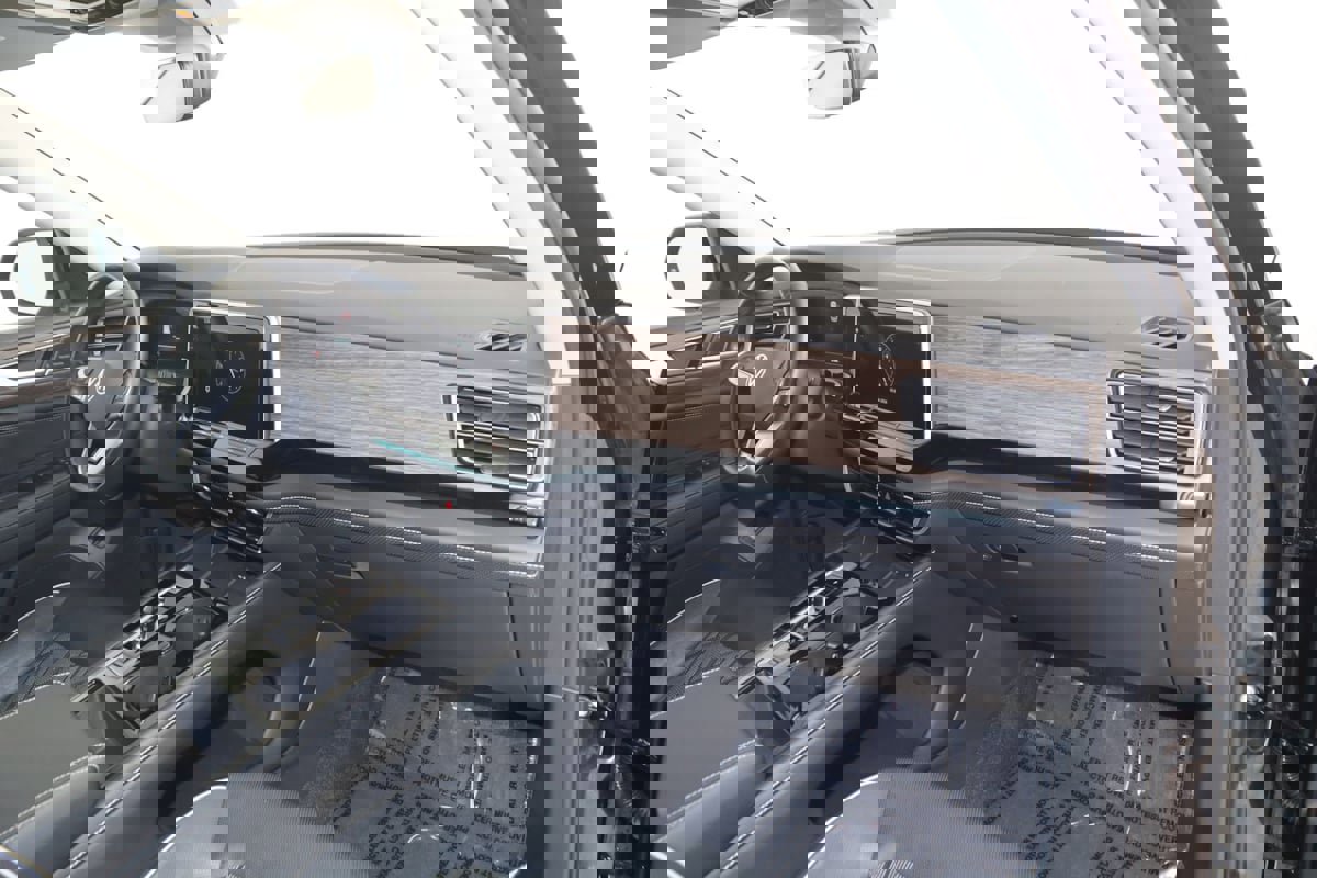 Used 2024 Volkswagen Atlas SEL Premium R-Line image 45