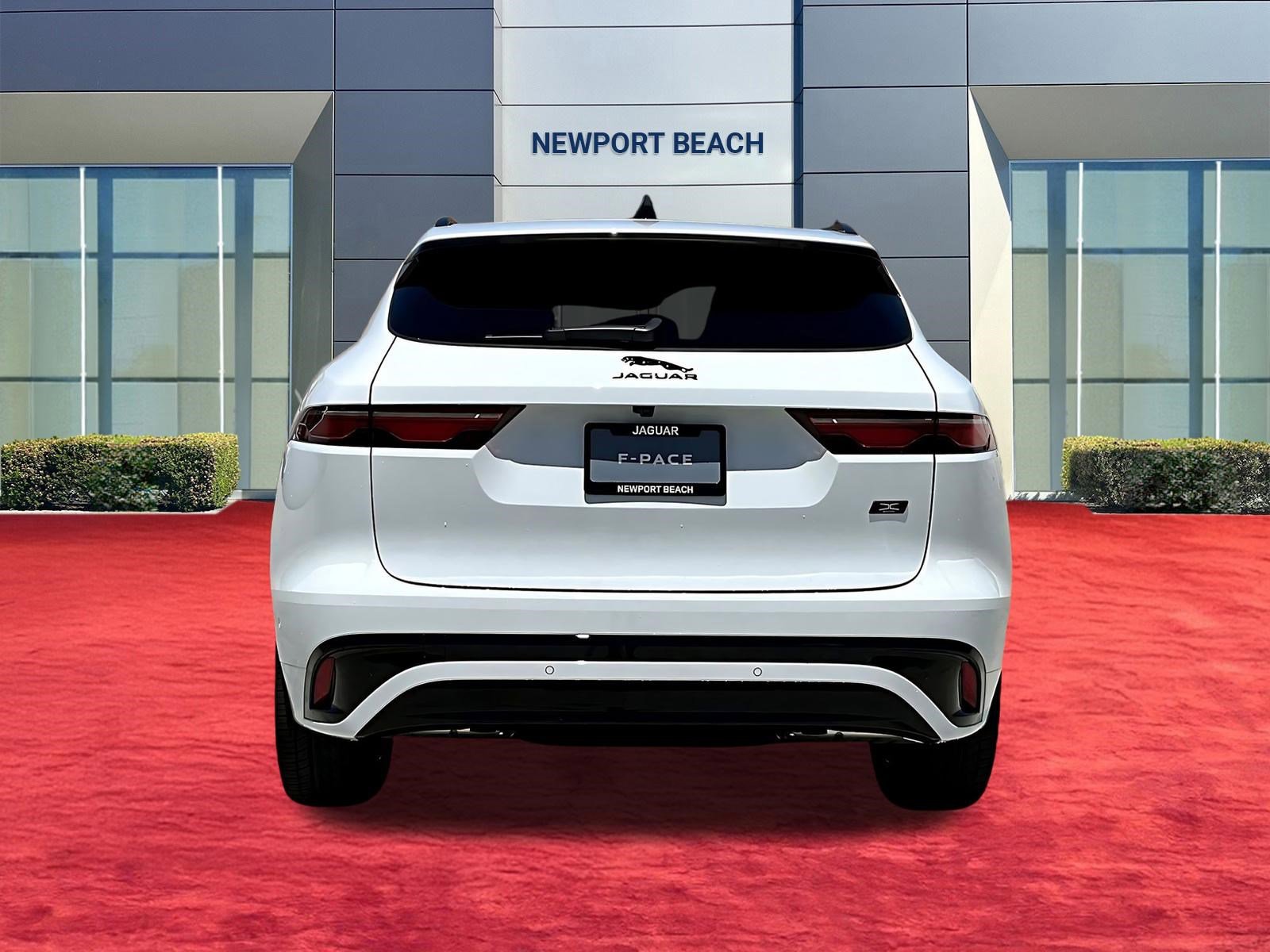 New 2026 Jaguar F-PACE R-Dynamic S image 5