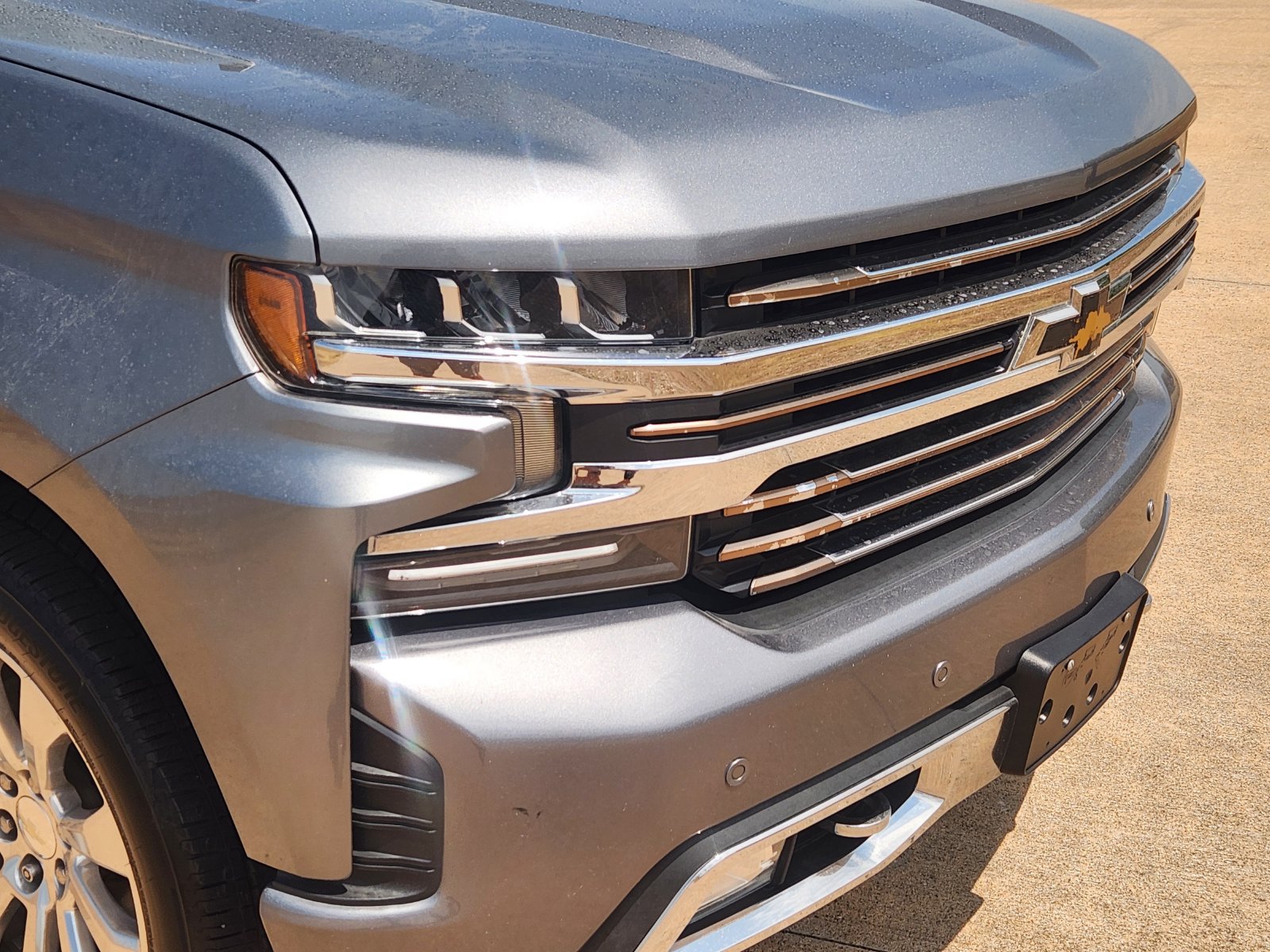 Used 2019 Chevrolet Silverado 1500 High Country AWD/4WD image 12