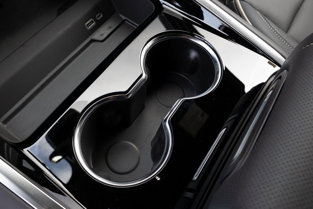 New 2025 Chevrolet Suburban Premier w/ LPO, Get Active Package image 20