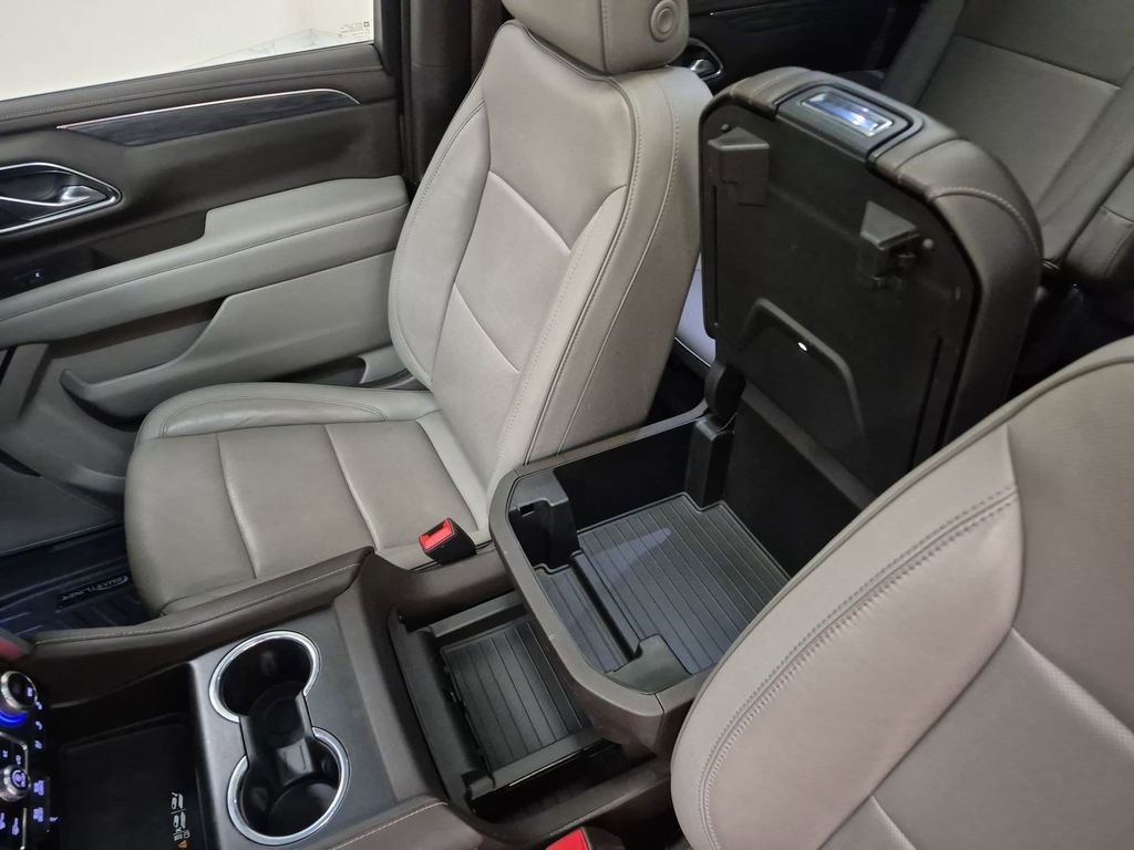 Used 2021 GMC Yukon SLT w/ SLT Premium Package image 36