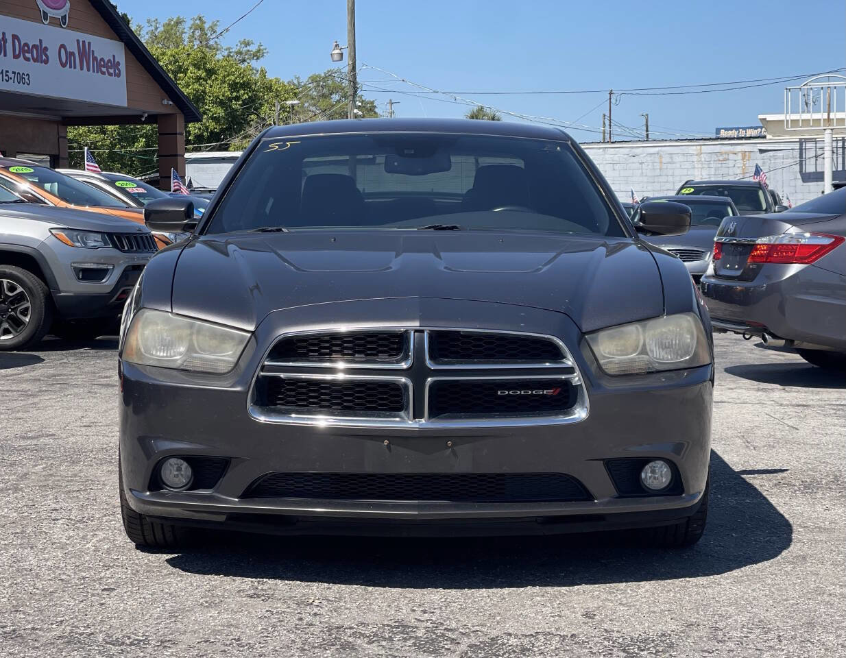 Used 2014 Dodge Charger SXT image 5