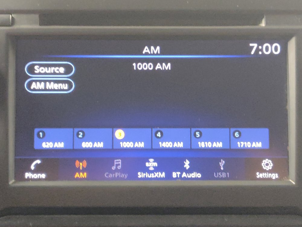 Used 2019 Nissan Titan S AWD/4WD image 25