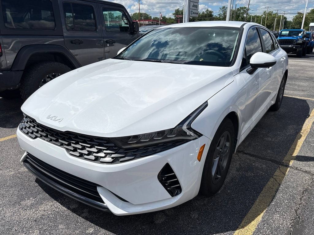 Used 2023 Kia K5 LXS FWD image 3
