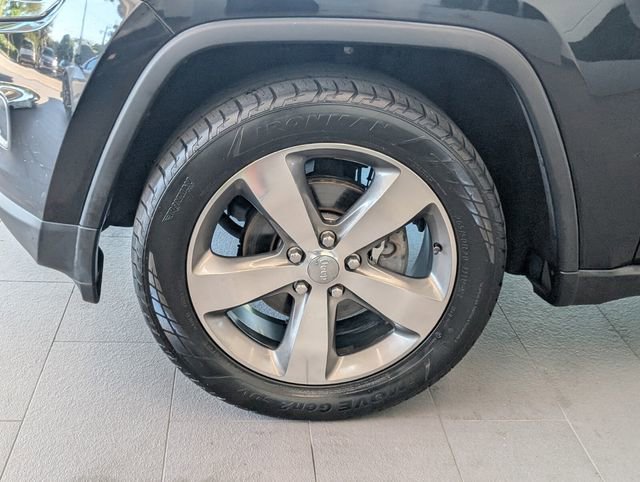 Used 2015 Jeep Grand Cherokee Limited image 4