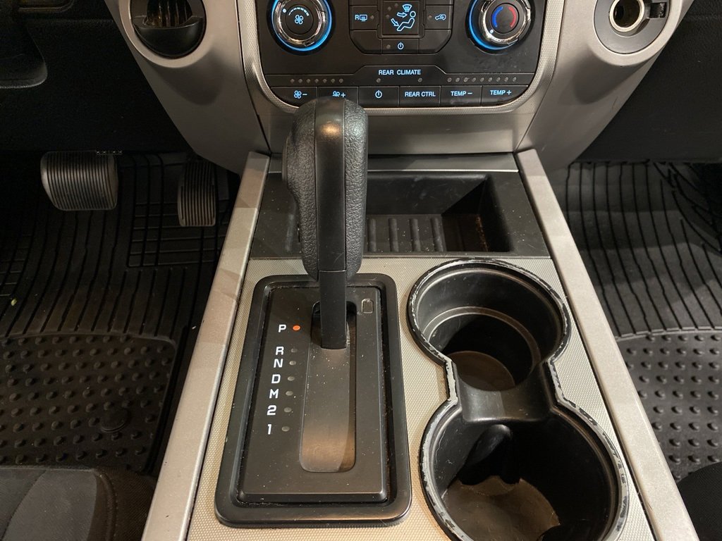 Used 2017 Ford Expedition XLT image 18