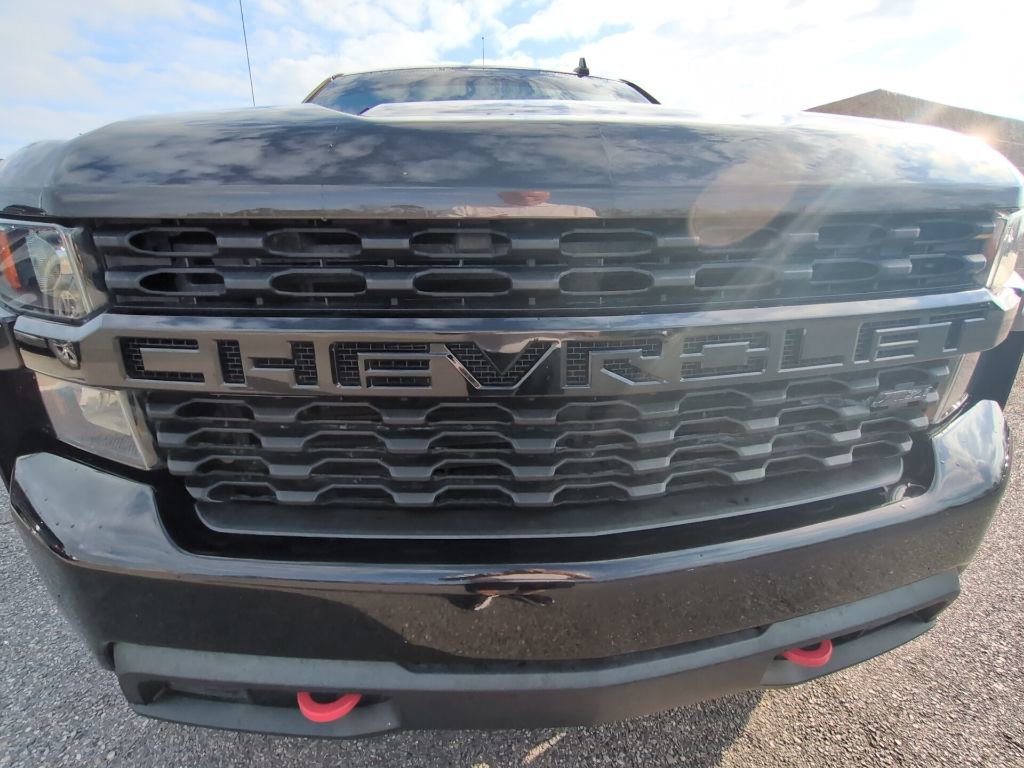 Used 2021 Chevrolet Silverado 1500 Custom Trail Boss w/ LPO, Dark Essentials Package image 2