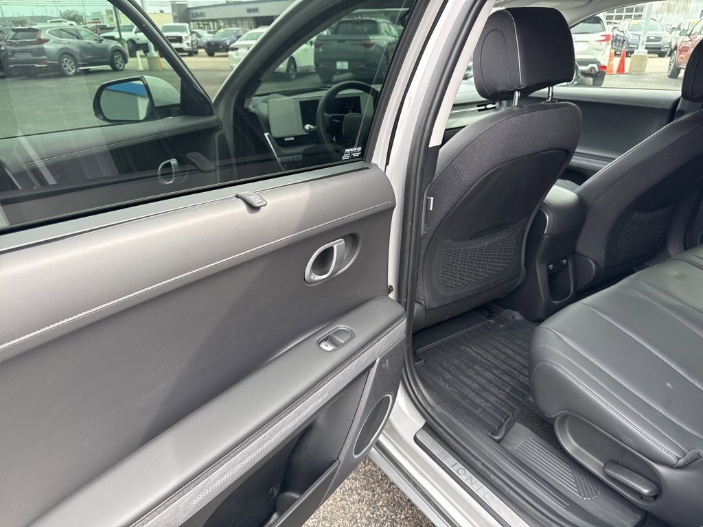 Used 2023 Hyundai Ioniq 5 Limited image 20