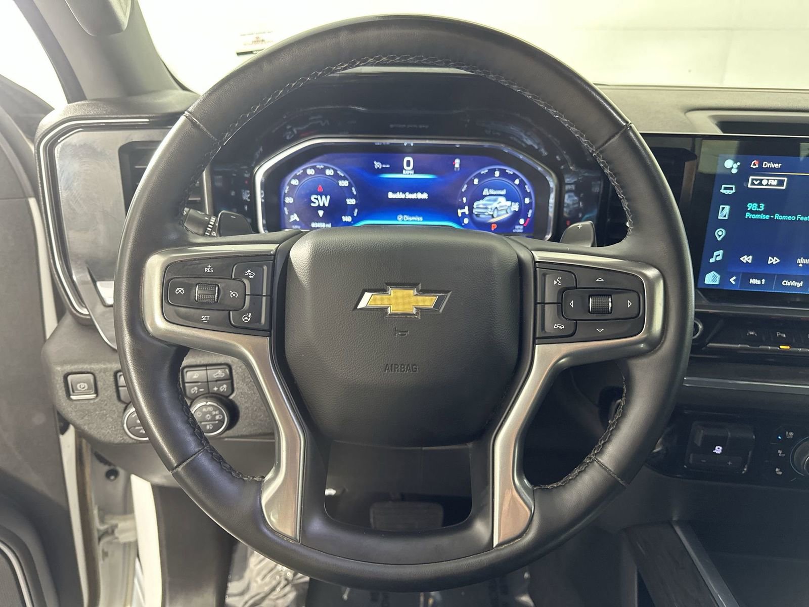 Used 2024 Chevrolet Silverado 1500 LTZ image 18