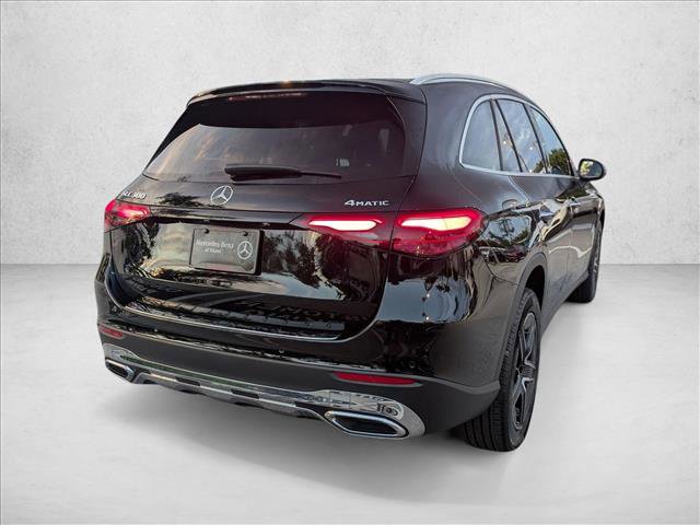 Used 2026 Mercedes-Benz GLC 300 4MATIC image 5
