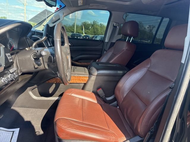 Used 2019 Chevrolet Suburban Premier w/ Premier Plus Edition AWD/4WD image 19