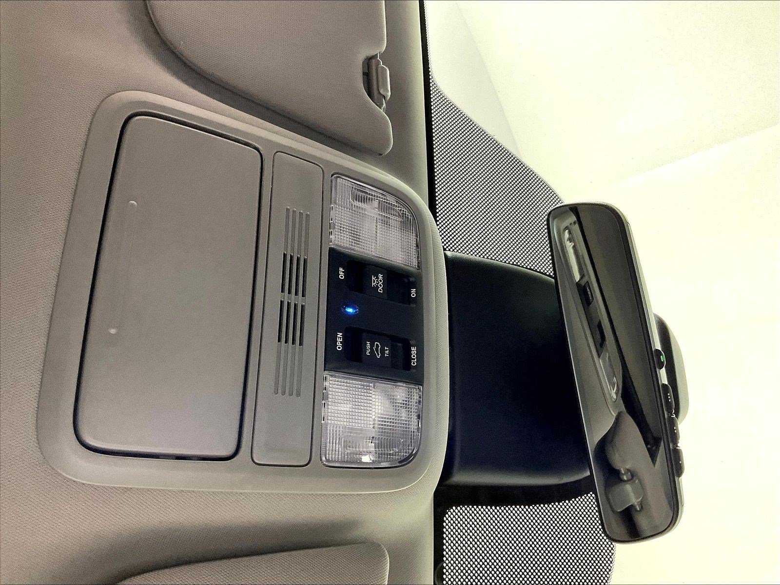 Used 2024 Honda Odyssey EX-L image 37