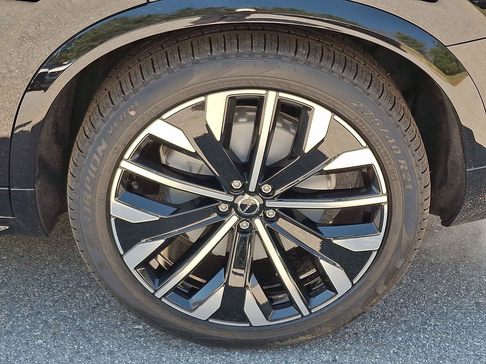 New 2026 Volvo XC90 T8 Ultra w/ Protection Package image 5