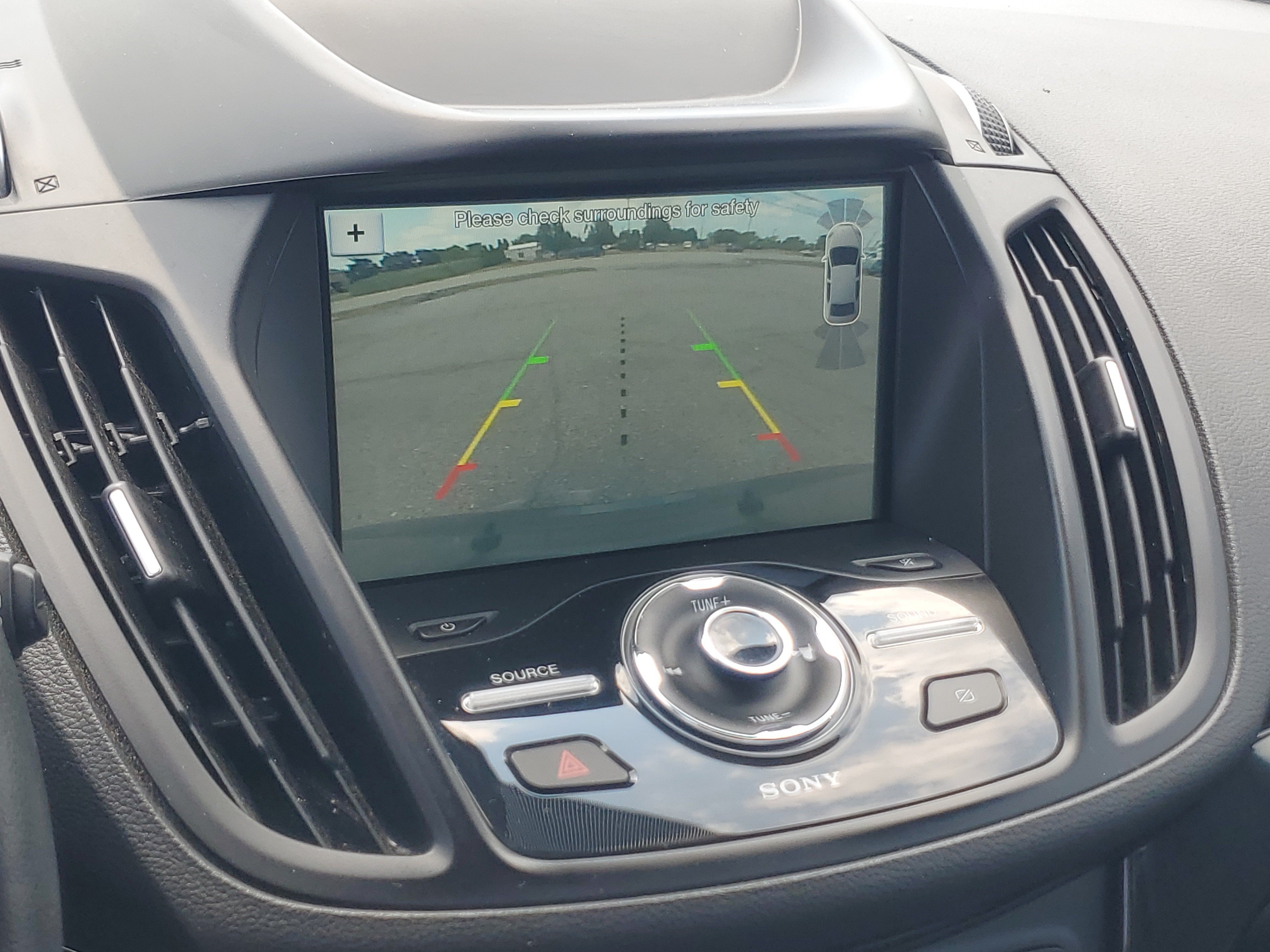 Used 2019 Ford Escape Titanium AWD/4WD image 17