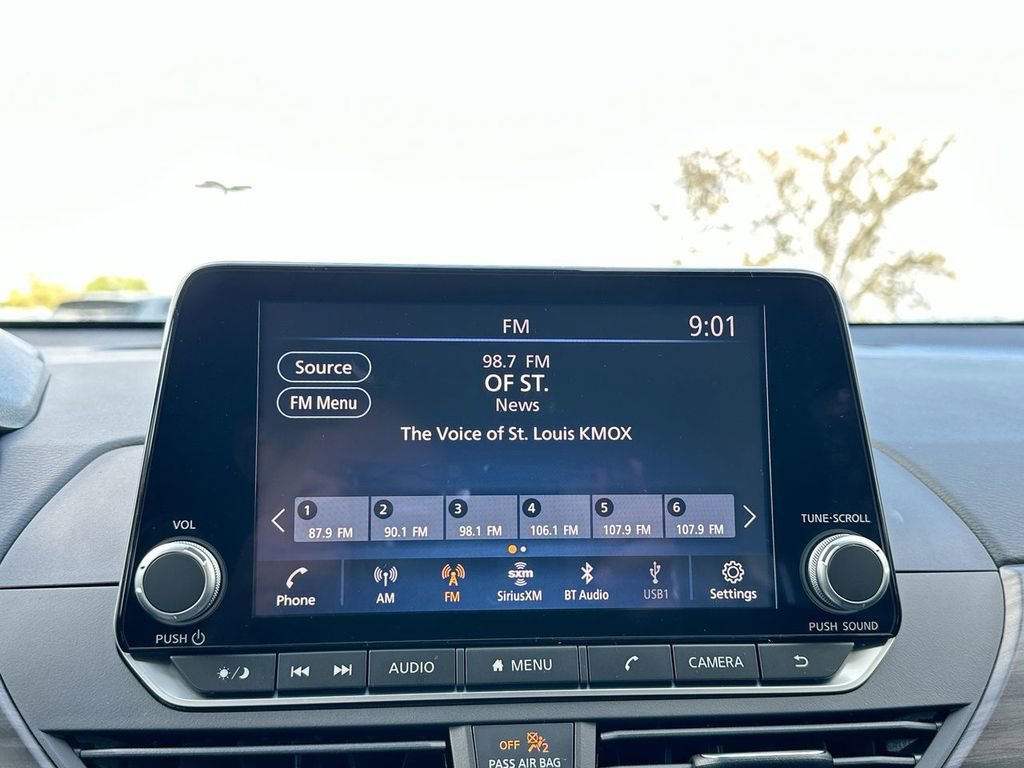 Used 2025 Nissan Altima 2.5 SV image 26