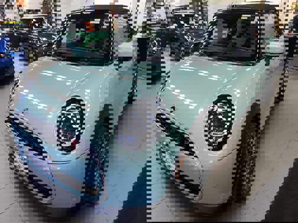 New 2026 MINI Cooper S image 1