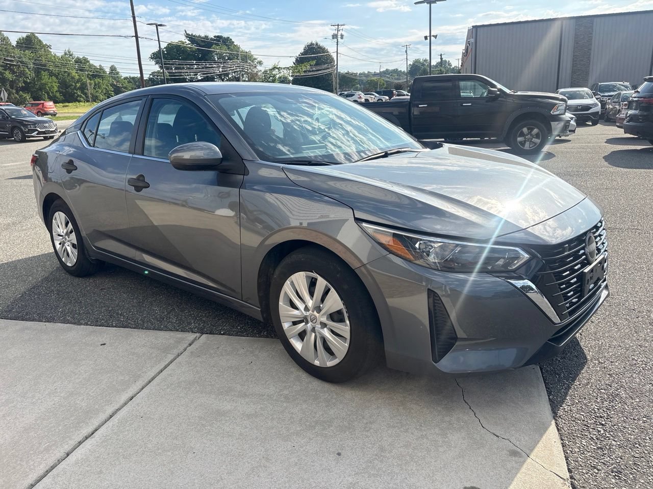 Used 2024 Nissan Sentra S FWD image 9