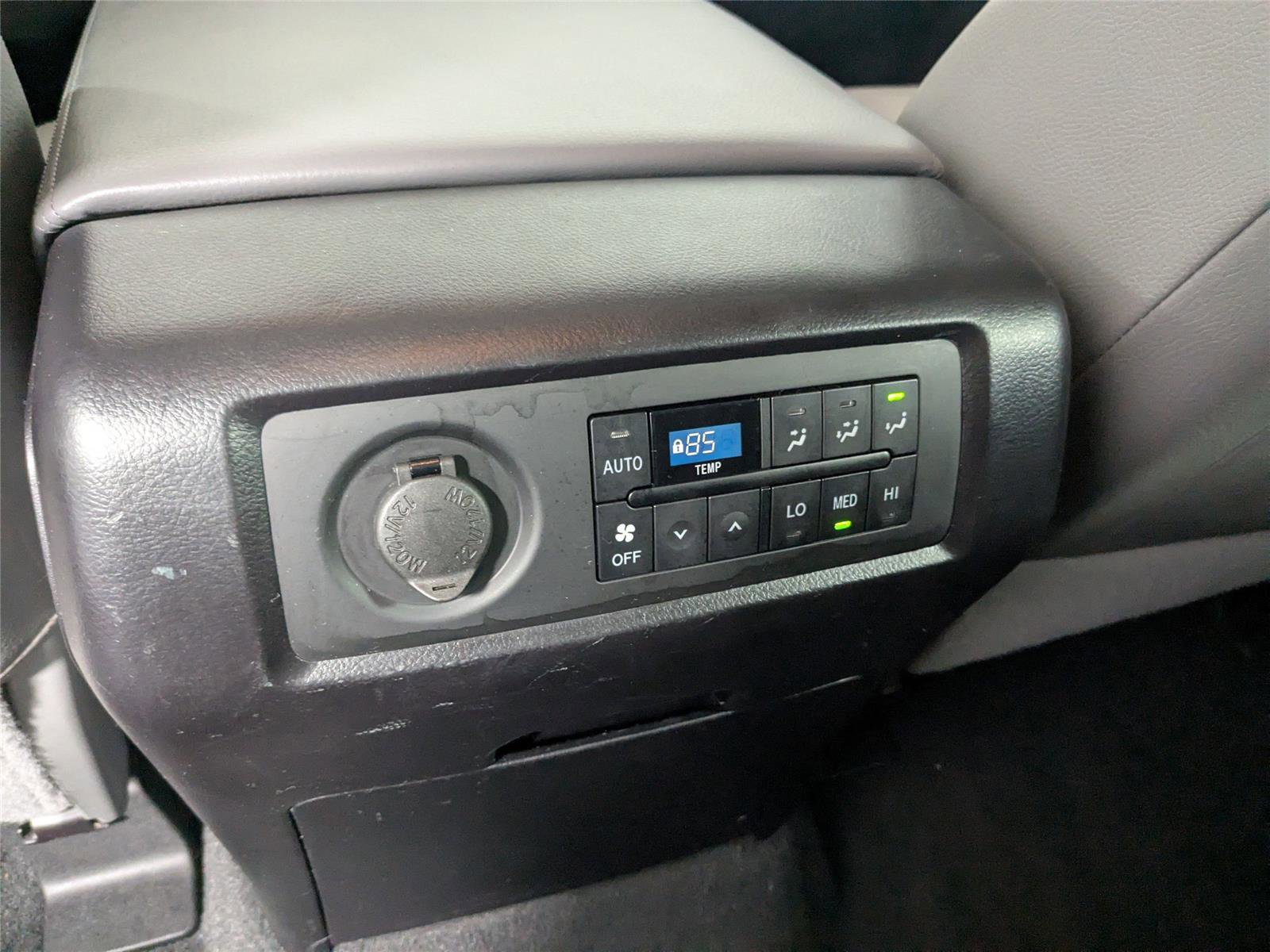 Certified 2020 Toyota Sequoia Limited image 34