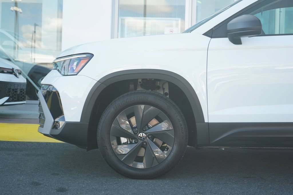 New 2026 Volkswagen Taos S FWD image 2
