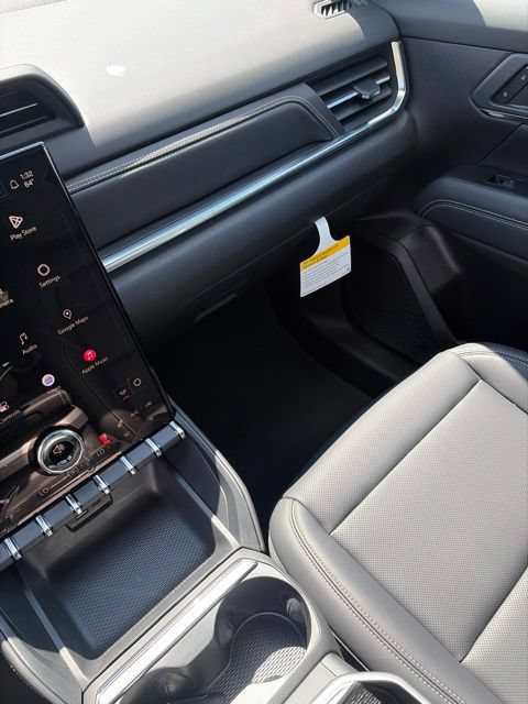 New 2027 GMC Terrain Elevation w/ Elevation Premium Package AWD/4WD image 14