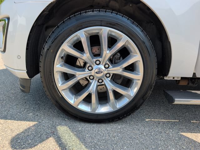 Used 2019 Ford Expedition Platinum AWD/4WD image 34